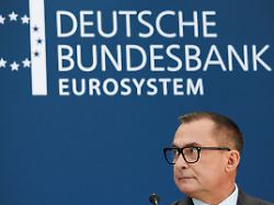 joachim nagel praesident der deutschen bundesbank spricht auf der pressekonferenz der deutschen bundesbank zum geschaeftsbericht 2025