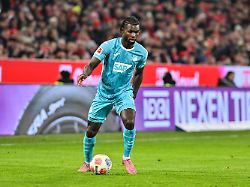 munich germany 08 february am ball ihlas bebou hoffenheim 9 einzelfoto freisteller waehrend dem bundesligamatch zwischen dem fc fc bayern munich und der tsg 1899 hoffenheim am 21