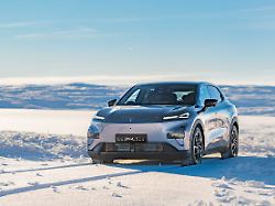 mit knapp 4 60 meter startet der vollelektrische suv im verkaufsstarken c segment