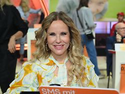 moderatorin katja burkard nimmt am 30