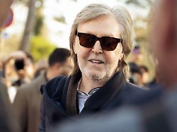 paris france march 04 paul mccartney attends the stella mccartney show during day three of paris fashion week womenswear fall winter 2026 2027 on march 04 2026 in paris france