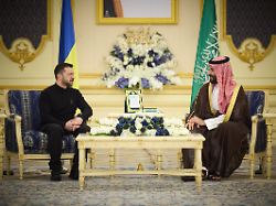 praesident wolodymyr selenskyj in dschidda saudi arabien am 10 03 2025 treffen mit kronprinz mohammed bin salman official visit of the president of ukraine to the kingdom of saudi arabia