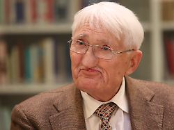 prof juergen habermas erhaelt den heinrich heine preis 2012 nur fuer redaktionelle zwecke editorial use only prof