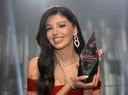 rose mondy steht nach dem finale der miss germany awards 2026 im bavaria film gelaende als neue miss germany 2026 auf der buehne