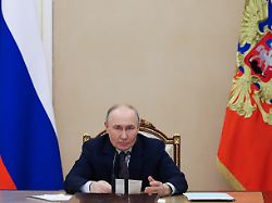 russian president vladimir putin chairs a government meeting focused on the situation on the global energy market at the kremlin in moscow monday march 9 2026