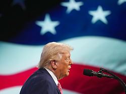 trump kritisiert merz