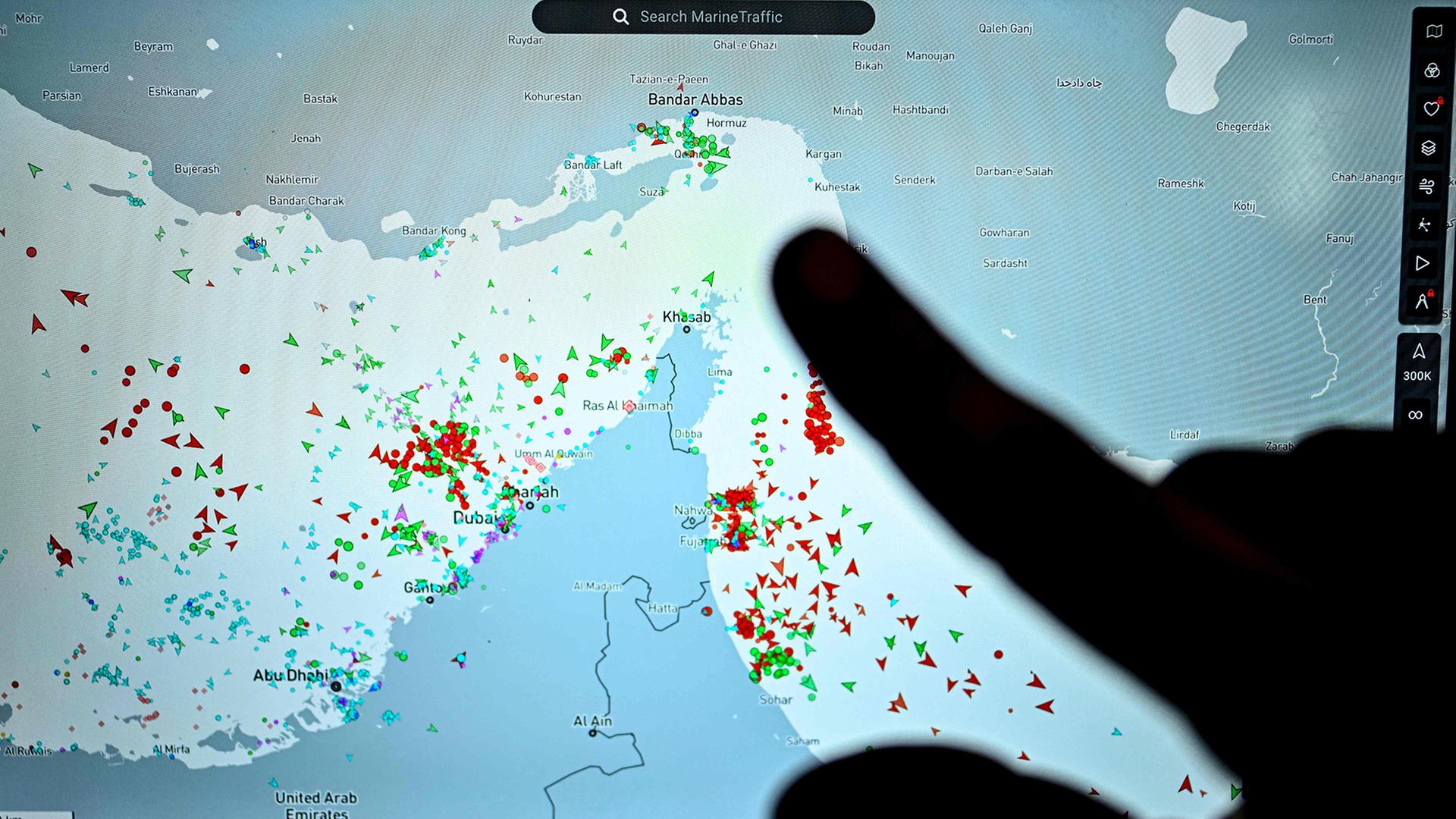 bildschirm marinetraffic 100