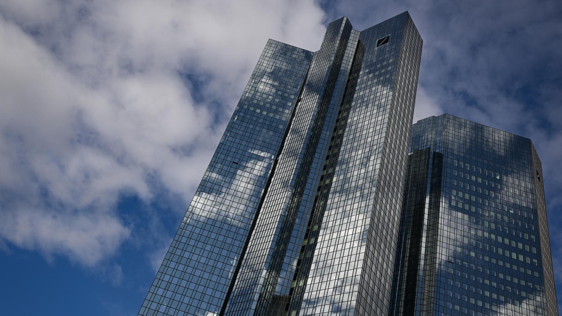 deutsche bank frankfurt 102