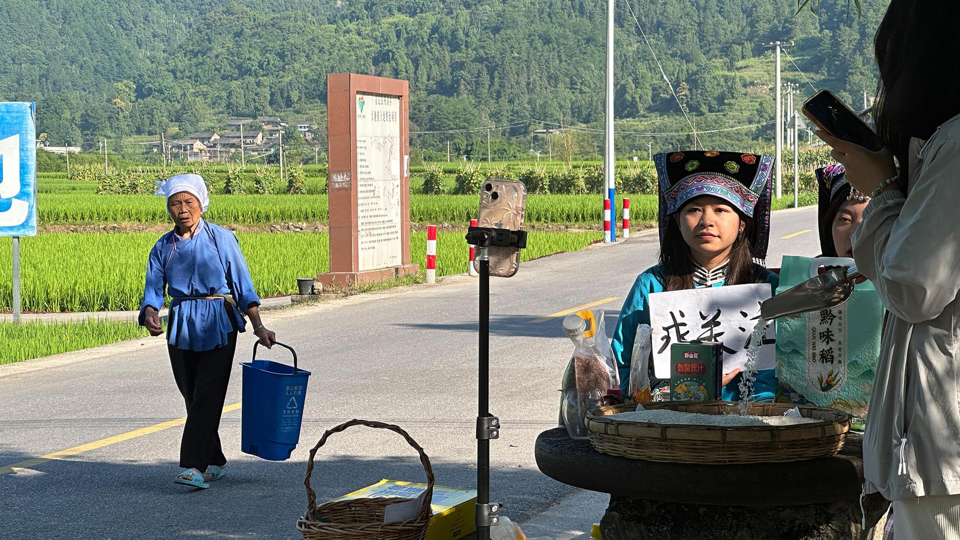 farminfluencerin 100