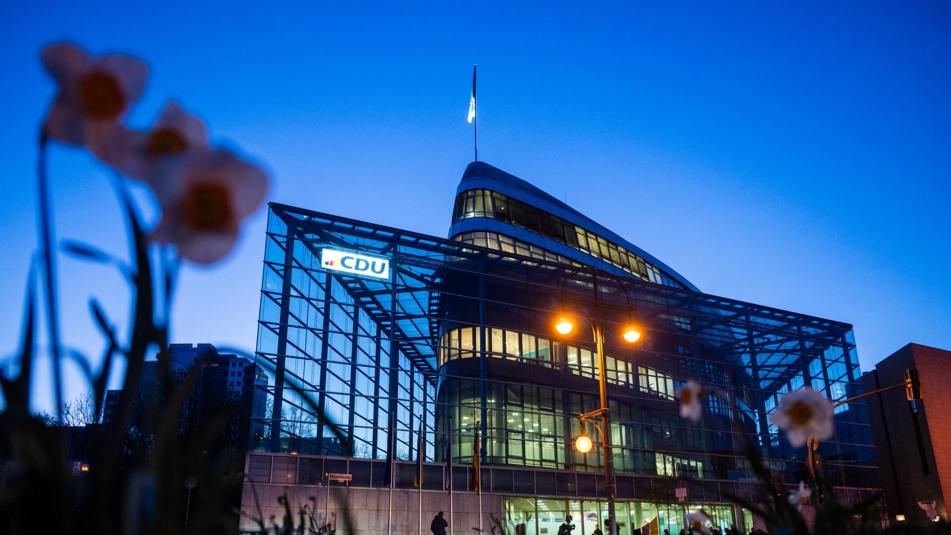 konrad adenauer haus 114