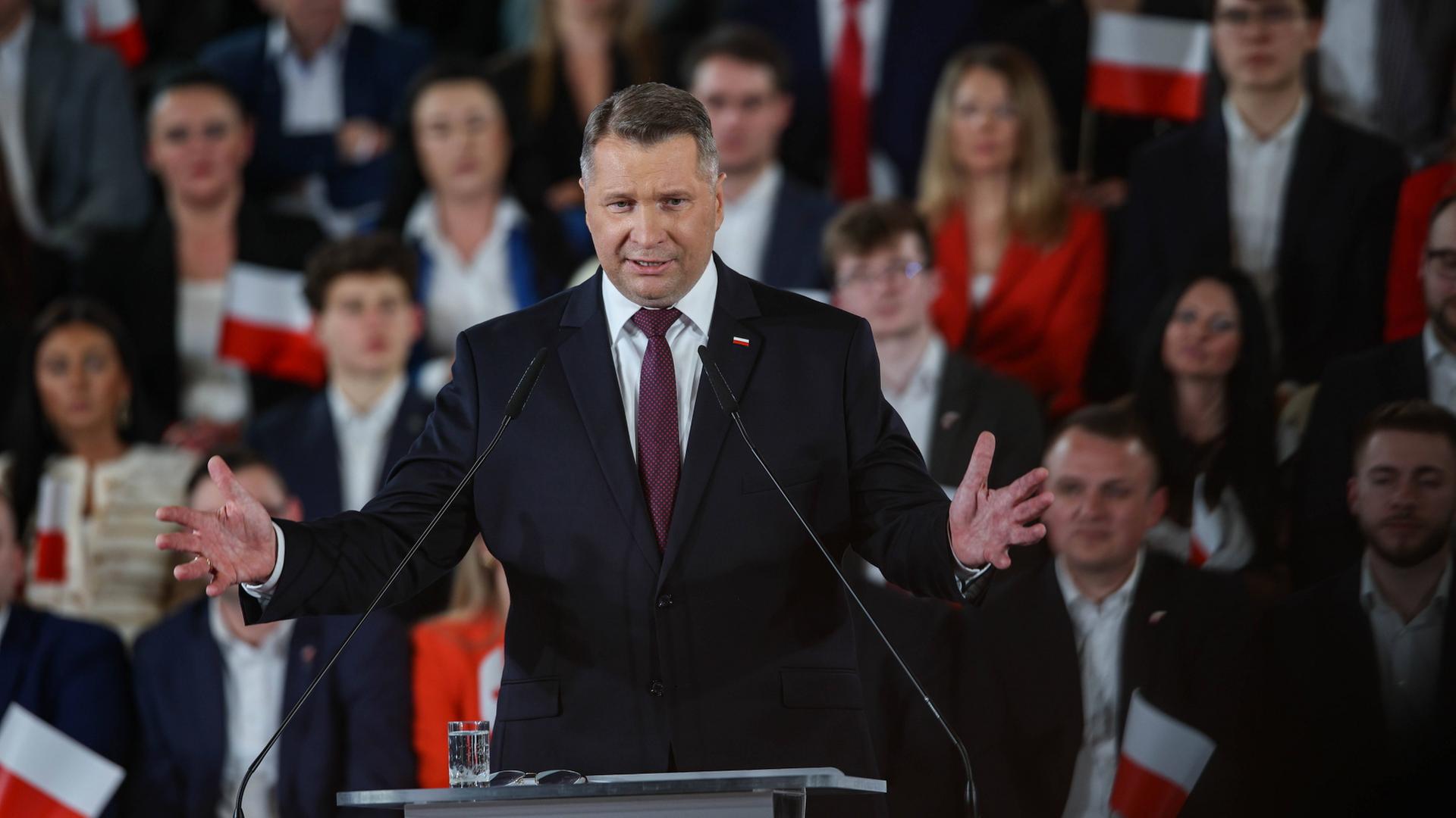 przemyslaw czarnek 100