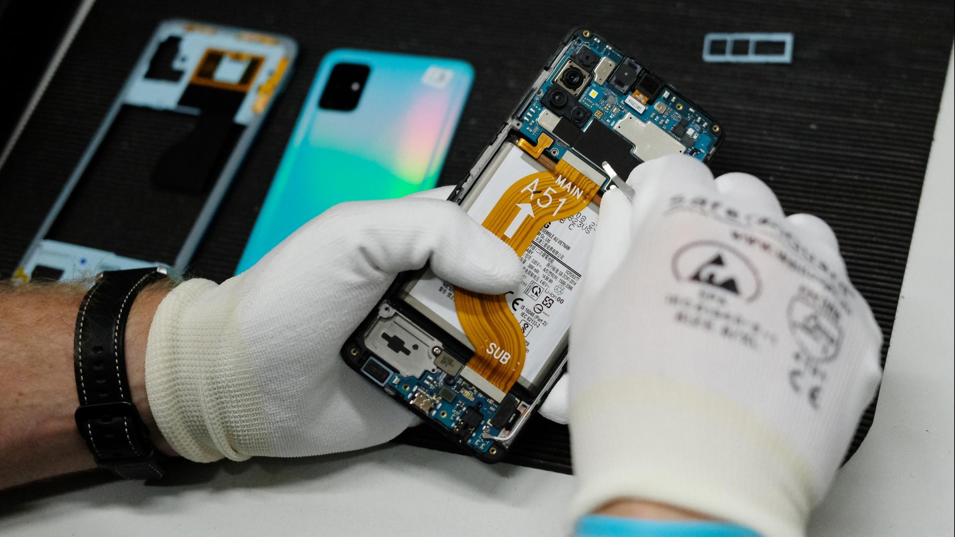 reparatur smartphone 100
