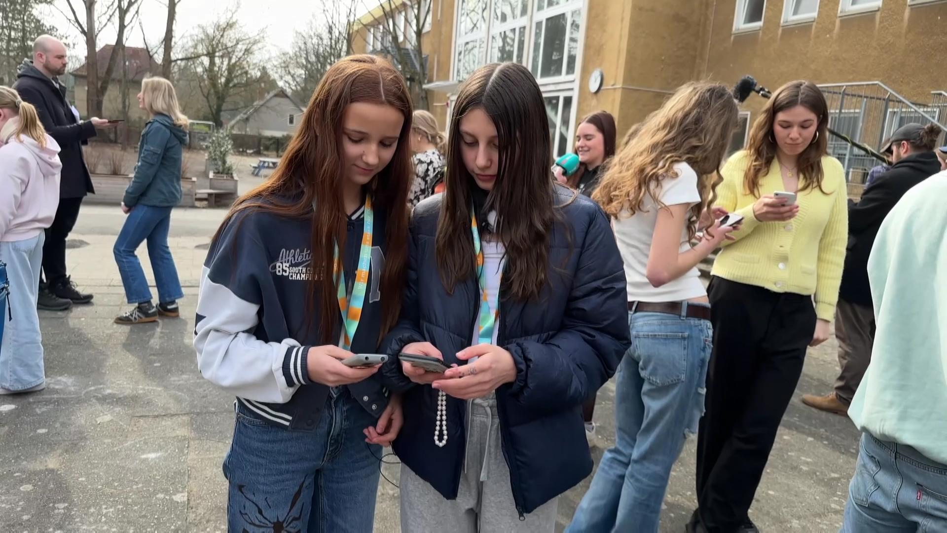 schuelerinnen schule 100