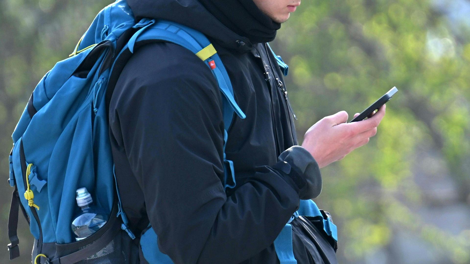 smartphone jugendlicher 100