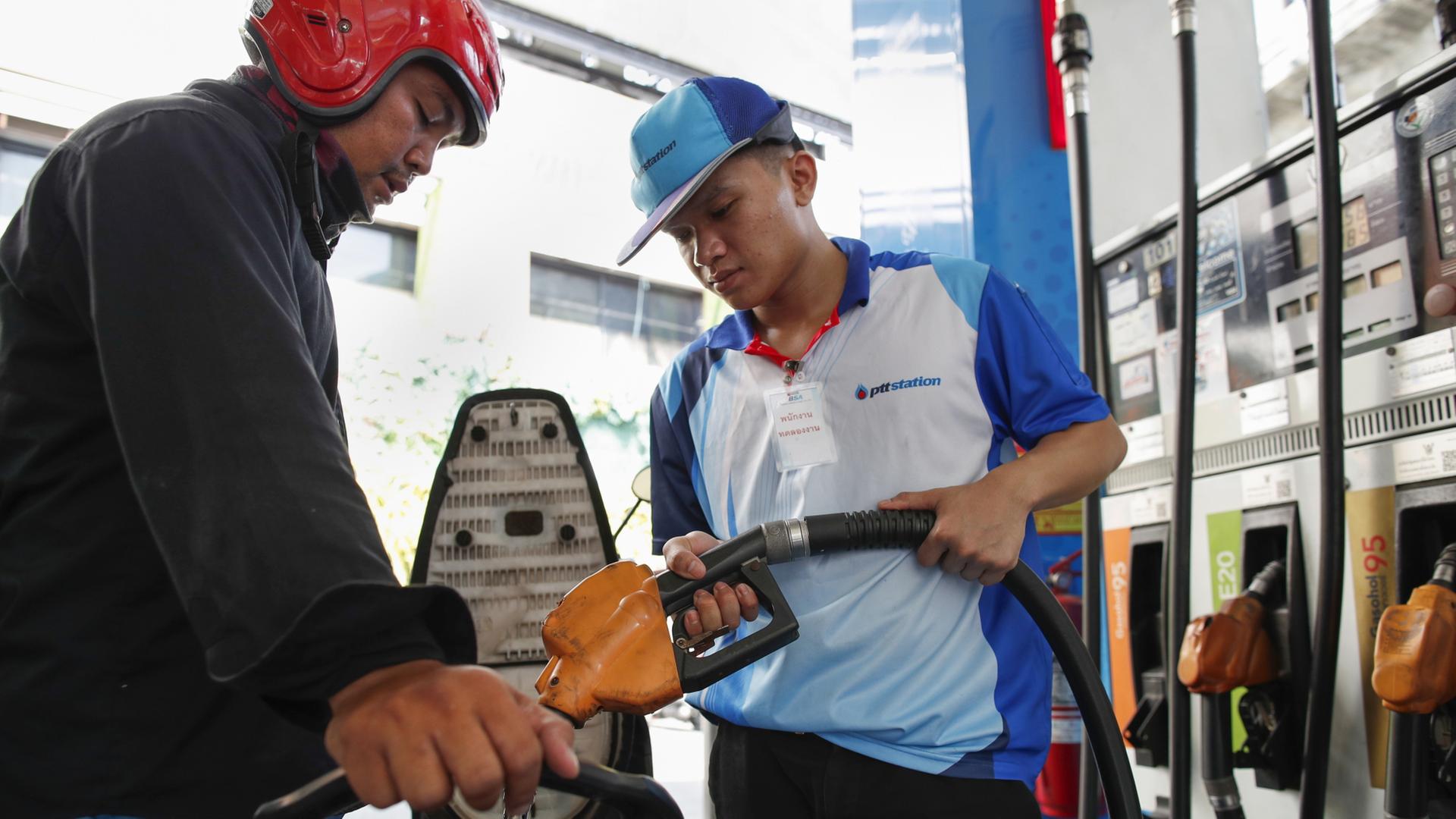 thailand tankstelle 100