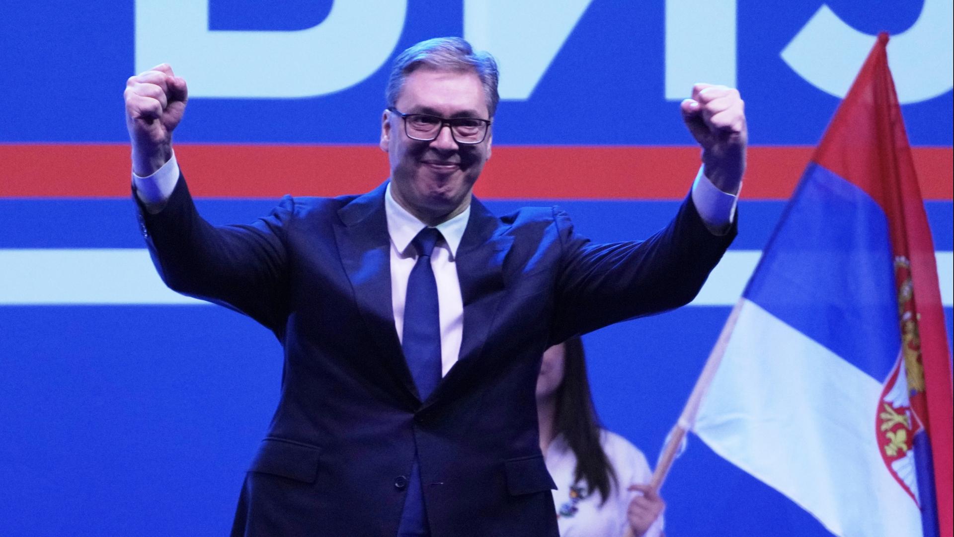 vucic serbien 106
