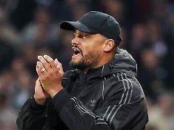 1 bundesliga fc st pauli fc bayern muenchen am 11 04 1