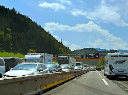 26 06 2025 brennerautobahn bei innsbruck oesterreich fahrtrichtung sueden 1