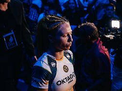 268 b1 06975 blackart