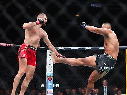 april 11 2026 miami fl usa miami florida aa april 11 r l carlos ulberg attempts kicks at jiaa oa prochoazka in a light heavyweight bout during ufc 327 at kaseya center on april 11 2026 in miami fl