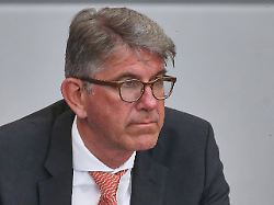 berlin deutschland 22 04 2026 deutscher bundestag 73