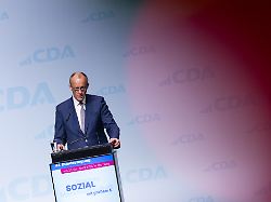 bundeskanzler friedrich merz cdu spricht auf der 41 bundestagung der christlich demokratischen arbeitnehmerschaft cda