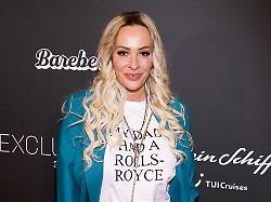 cora schumacher zu gast bei der jubilaeums feier 30 jahre rtl exklusiv auf dem red carpet an bord der tui cruises mein schiff 7am 27 09