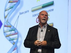 der us wissenschaftler craig venter spricht beim brilliant minds festival gen pionier craig venter wird 75