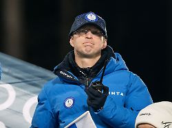 der finnische skisprung trainer igor medved waehrend des skispringens der herren von der normalschanze im predazzo skisprungstadion bei den olympischen winterspielen mailand cortina 2026