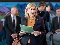 die reformplaene von gesundheitsministerin nina warken cdu stossen auf viel kritik