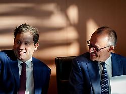 die letzte kabinettsitzung vor weihnachten hatte eine lange tagesordnung