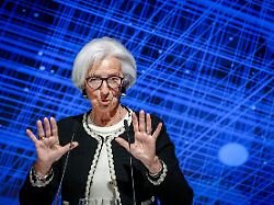 ezb praesidentin christine lagarde spricht beim jahresempfang zum 75 jubilaeume des bundesverbandes deutscher banken bdb in berlin