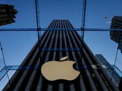 file photo the apple logo is seen during the preview of the redesigned and reimagined apple fifth avenue store in new york u s september 19 2019