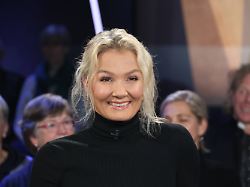 franziska van almsick ehemalige profischwimmerin zu gast in der ndr talk show fototermin am 13 3 2026 im fernsehstudio hamburg lokstedt vor der sendung im 3