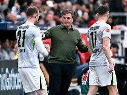 fussball bundesliga deutschland herren saison 2025 2026 28 spieltag bayarena leverkusen bayer leverkusen vfl wolfsburg 6 3 cheftrainer dieter hecking wol maximilian arnold wol dzenan pejcinovic wol