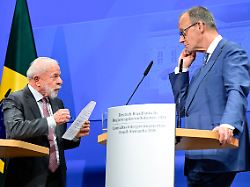 german chancellor friedrich merz and brazilian president luiz inacio lula da silva attend a joint press conference at schloss herrenhausen in hanover germany april 20 2026