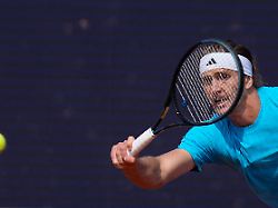 germany s alexander zverev returns the ball to flavio cobolli of italy during the men s semifinal tennis match at the atp tour in munich germany saturday april 18 2026
