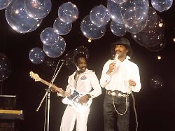 hot chocolate bei einem konzert in berlin v l n r