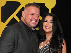 iris katzenberger mit partner stefan braun auf dem roten teppich bei der aachener media night 2026 aachen 26 02