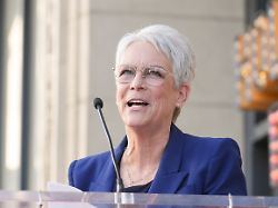 jamie lee curtis speaks during a ceremony honoring james l brooks with a star on the hollywood walk of fame on thursday dec 11 2025 in los angeles