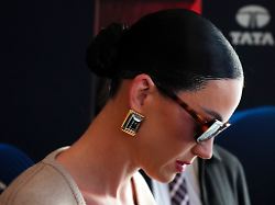 january 20 2026 davos switzerland katy perry leaves an event following a speech by former prime minister justin trudeau delivers at the world economic forum in davos switzerland on tuesday jan 20 2026