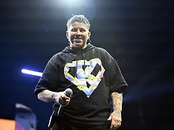 kerstin ott live auf der buehne am 28 03 2026 in muenchen olympiahalle die schlagernacht des jahres das bild zeigt saengerin kerstin ott