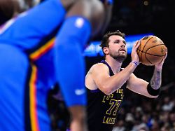 los angeles lakers forward guard luka doncic 77 shoots a free throw during the first half of an nba basketball game against the oklahoma city thunder thursday april 2 2026 in oklahoma city