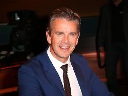 markus lanz der moderator nach der aufzeichnung seiner gleichnamigen talk show am 9 12 2019 in hamburg m lanz zdf talkshow am 9 12
