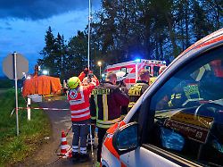 nach ihrem einsatz muessen sich die helfer von feuerwehr und rettungsdiensten auf psychische folgen einstellen