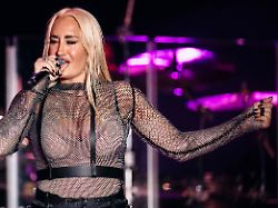 sarah connor live bei antenne thueringen das konzert 2025 in der messehalle erfurt 22 11