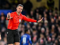 schiedsrichter slavko vincic gestures during the uefa champions league 2025 26 league phase md5 match between chelsea fc and fc barcelona at stamford bridge on november 25 2025 in london united kingdom