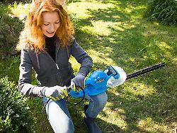 sicher maehen und schneiden elektrogeraete im garten sollten nur bei trockenen bedingungen verwendet werden