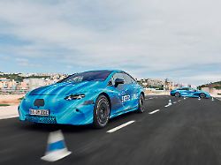 steer by wire wird realitaet im neuen eqs steer by wire becomes reality in the new eqs