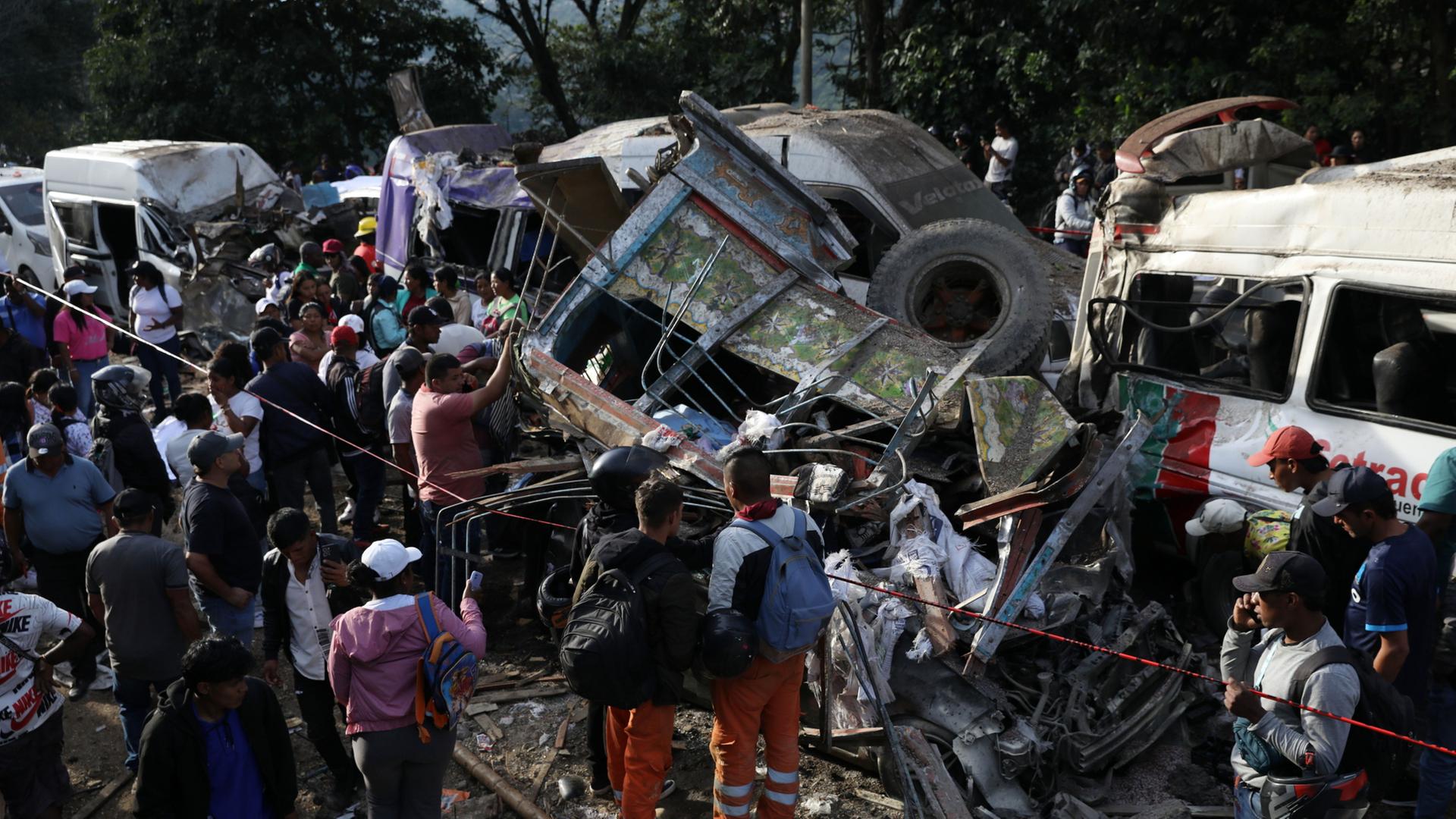 bombenanschlag kolumbien 100